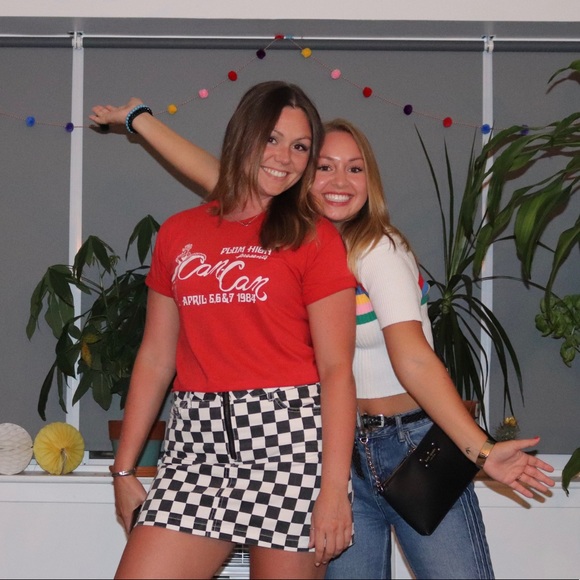 Welcome to my closet - Picture 6 of 8